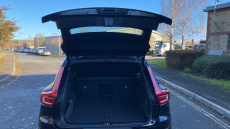 Volvo XC40 2.0 B4P Plus Black Edition 5dr Auto Petrol Estate